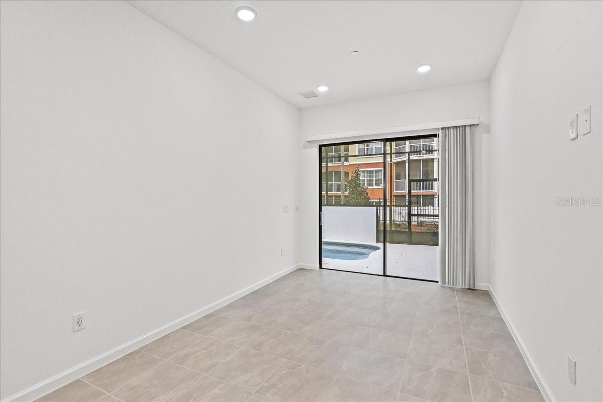 Image 15 of 43 For 10525 Ebb Tide Lane