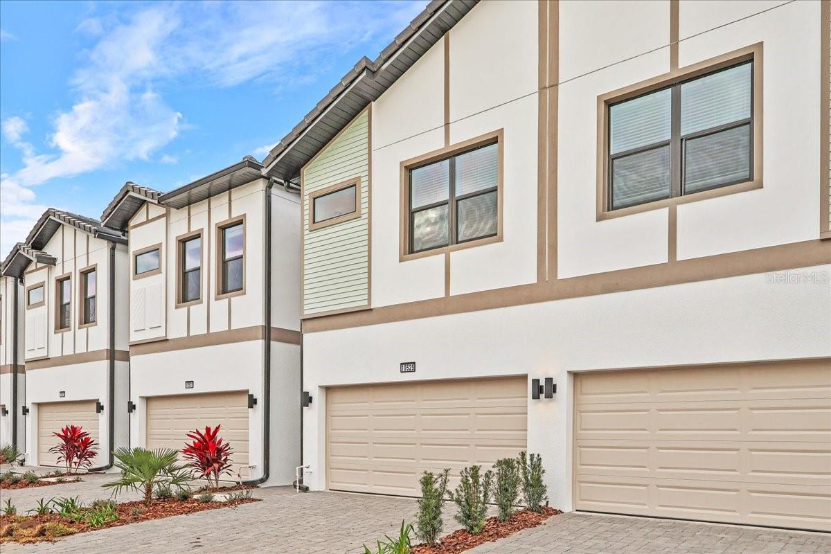 Image 3 of 43 For 10525 Ebb Tide Lane