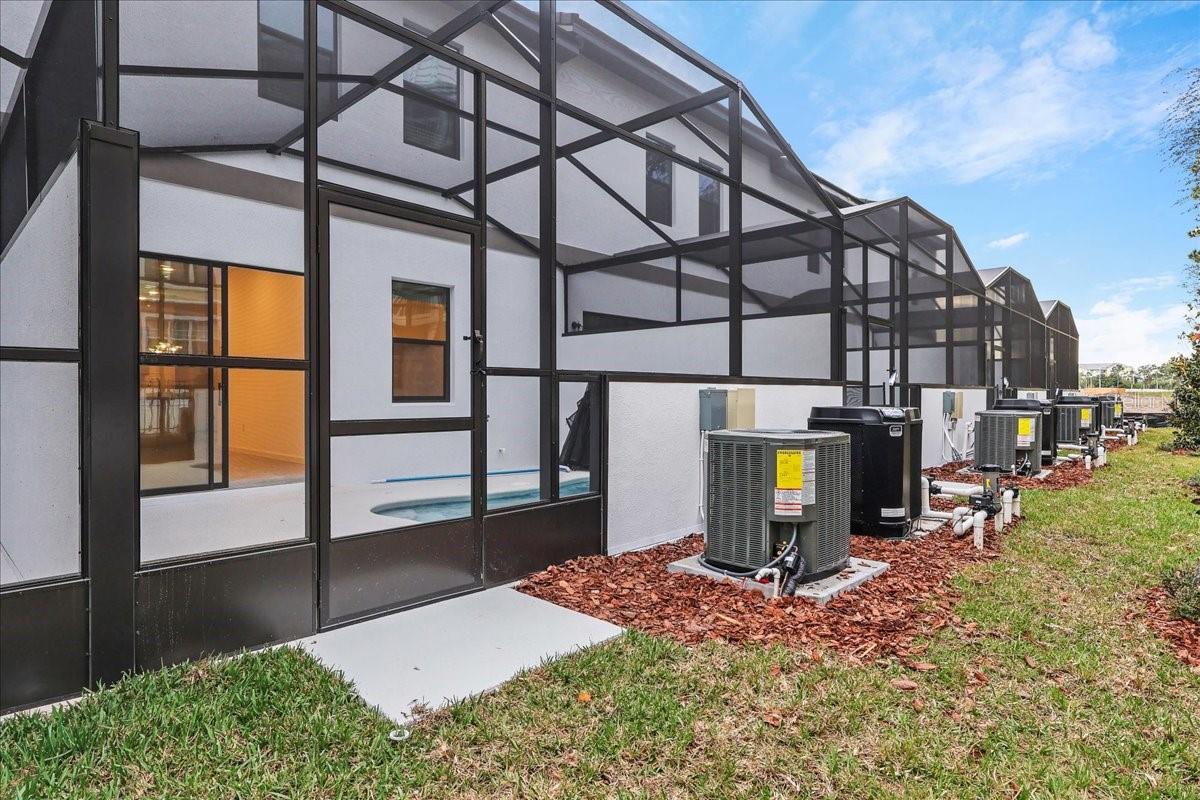 Image 41 of 43 For 10525 Ebb Tide Lane