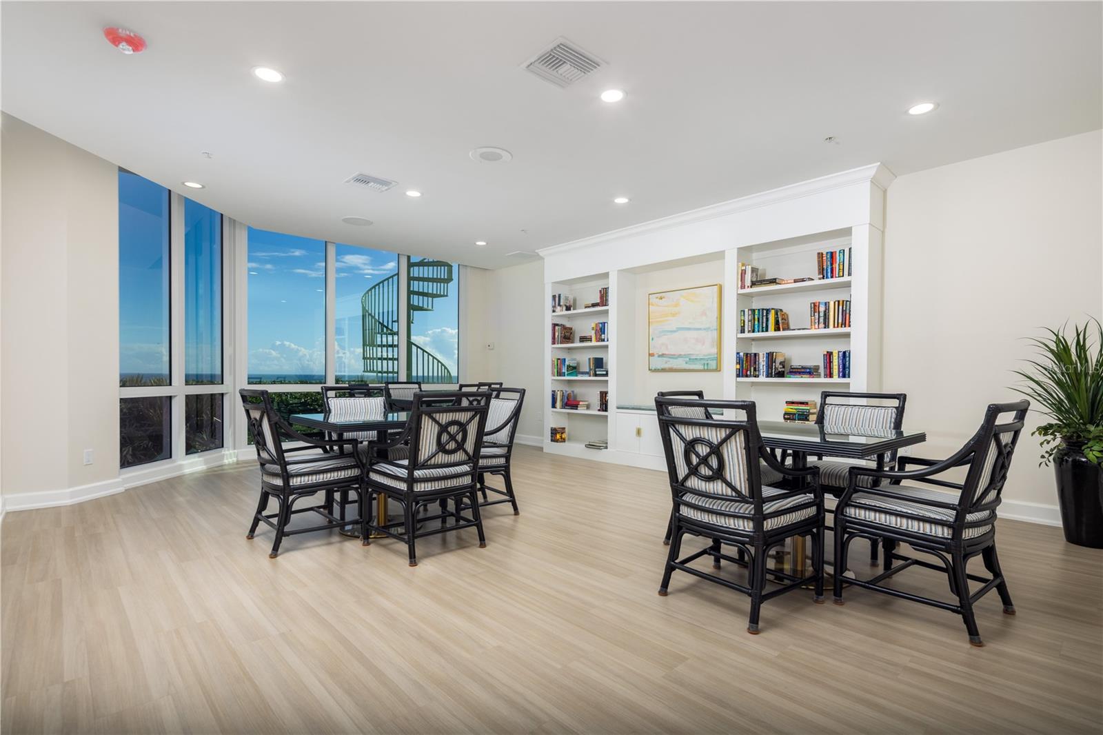 Image 14 of 55 For 8650 Ocean Dr  301