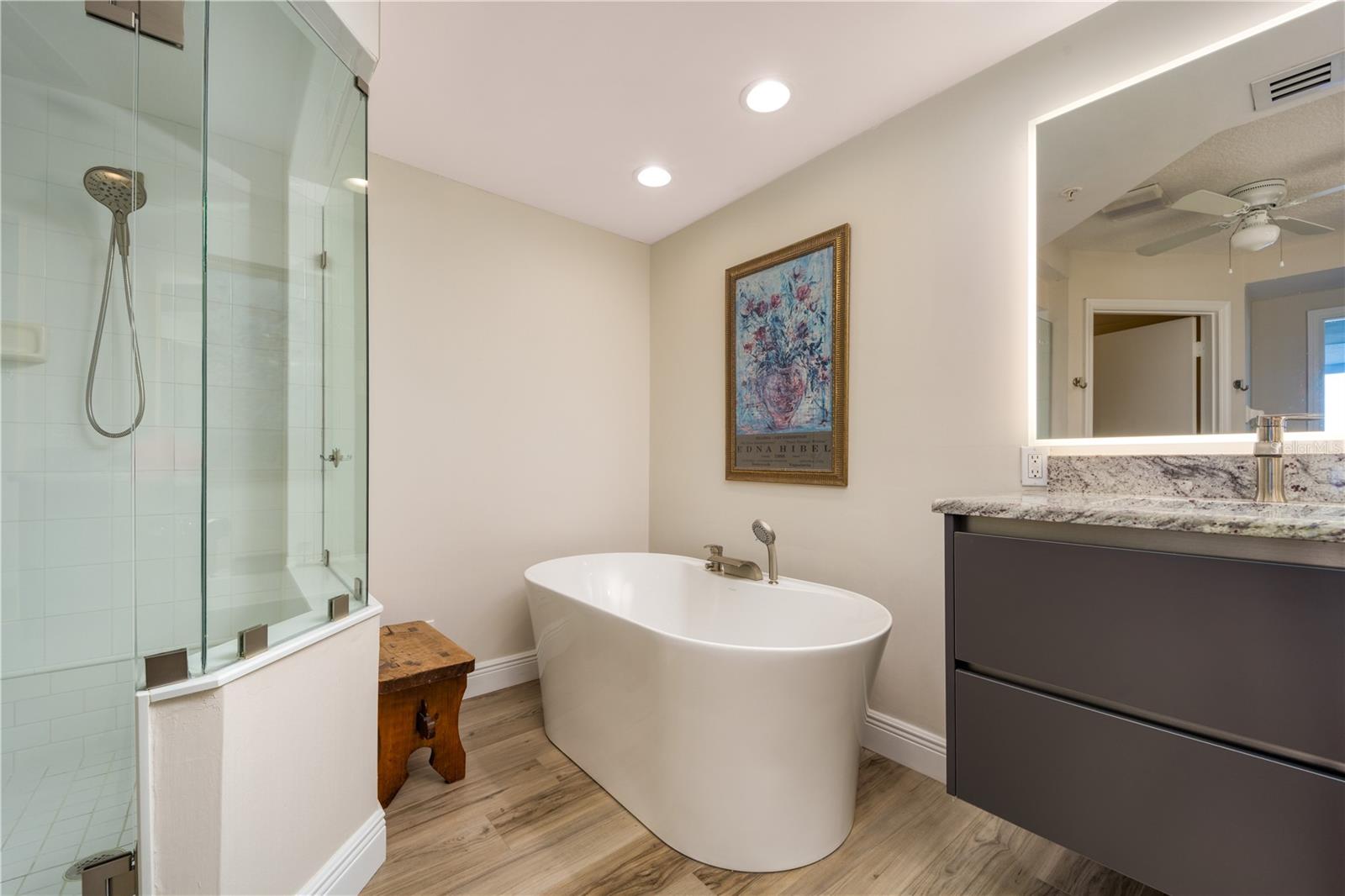 Image 27 of 55 For 8650 Ocean Dr  301