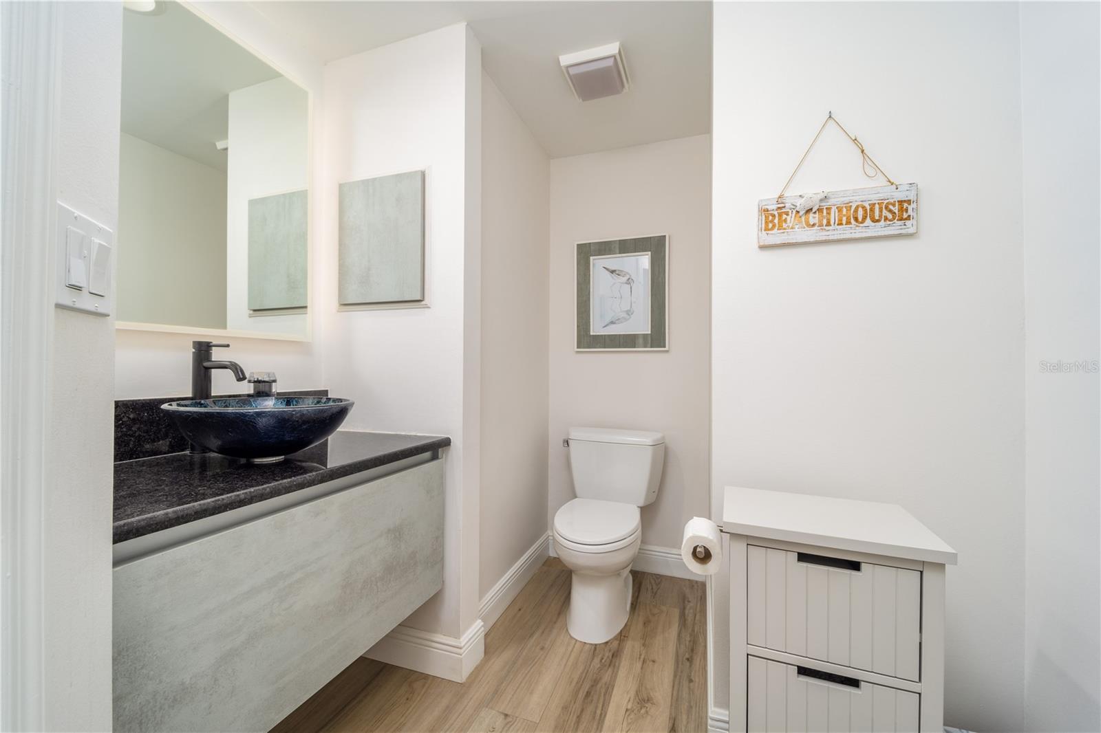 Image 9 of 55 For 8650 Ocean Dr  301