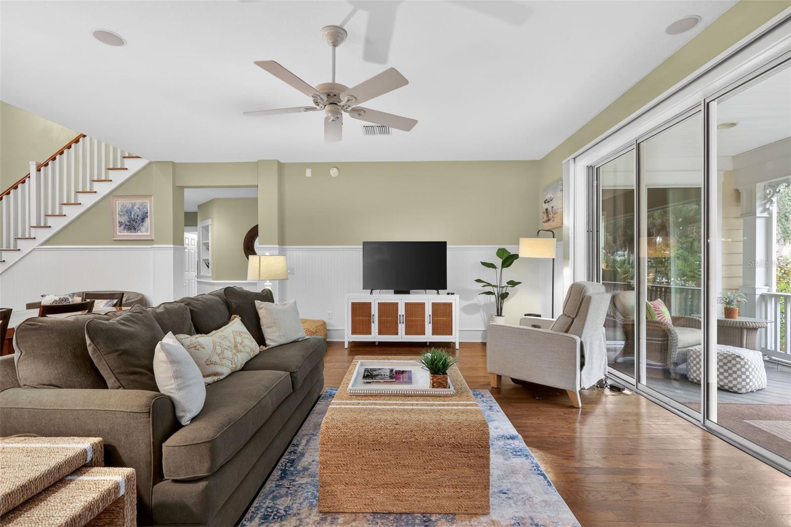 Image 23 of 44 For 1028 Cottage Drive