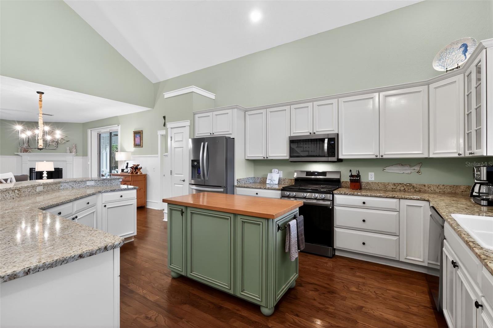 Image 28 of 44 For 1028 Cottage Drive