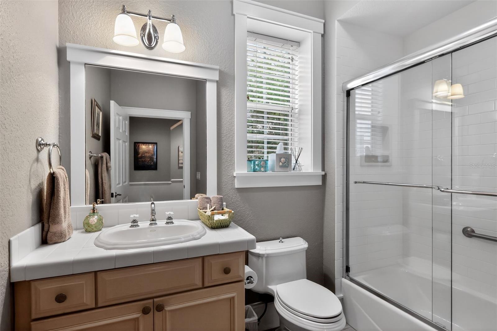 Image 37 of 44 For 1028 Cottage Drive