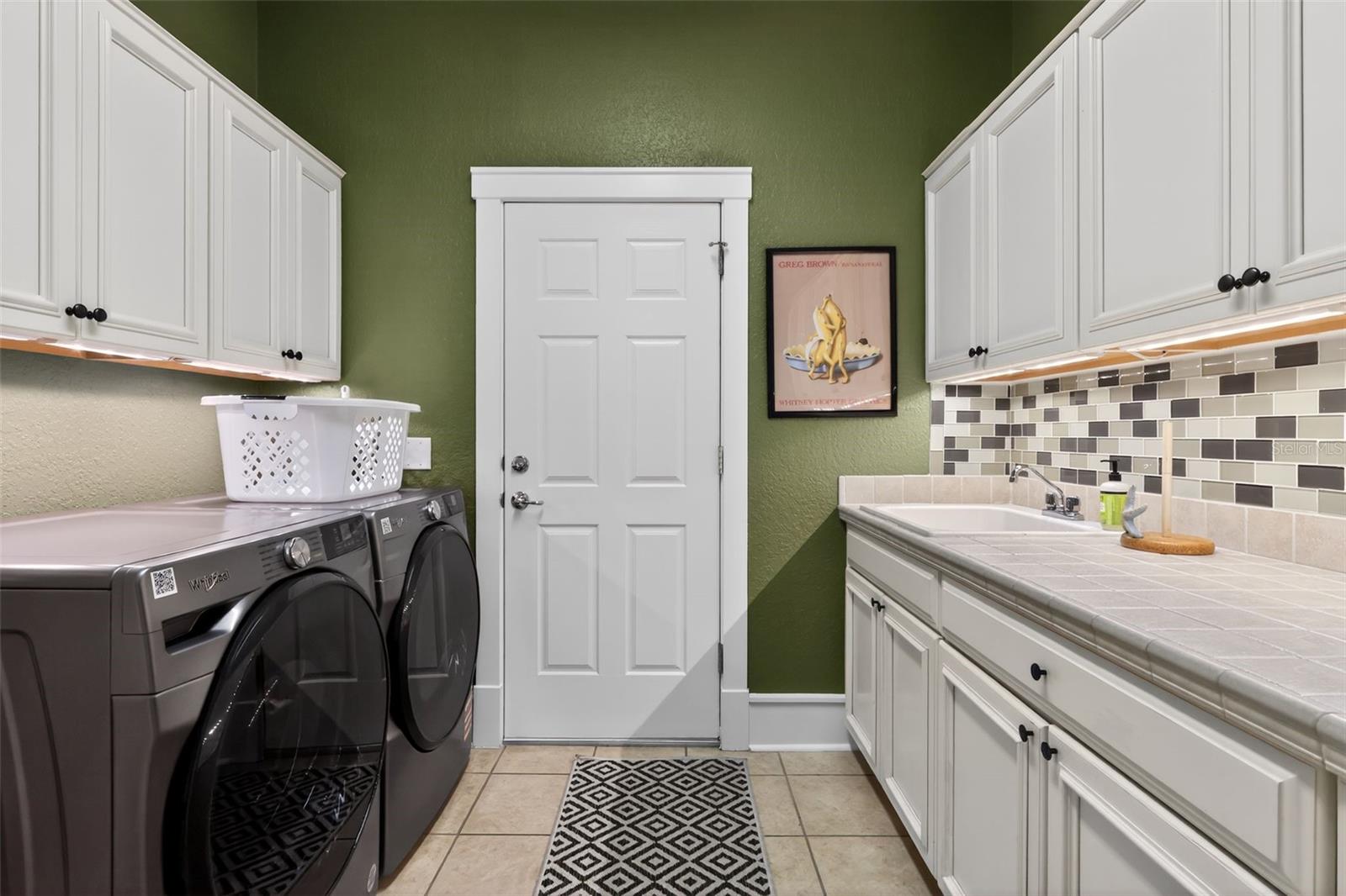 Image 41 of 44 For 1028 Cottage Drive