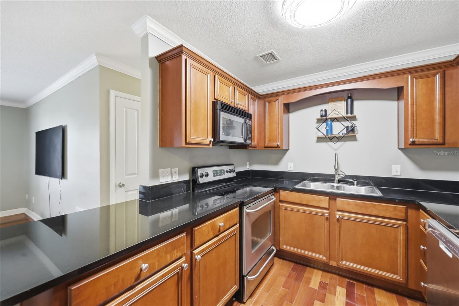 Image 10 of 20 For 4888 Conway Road 70