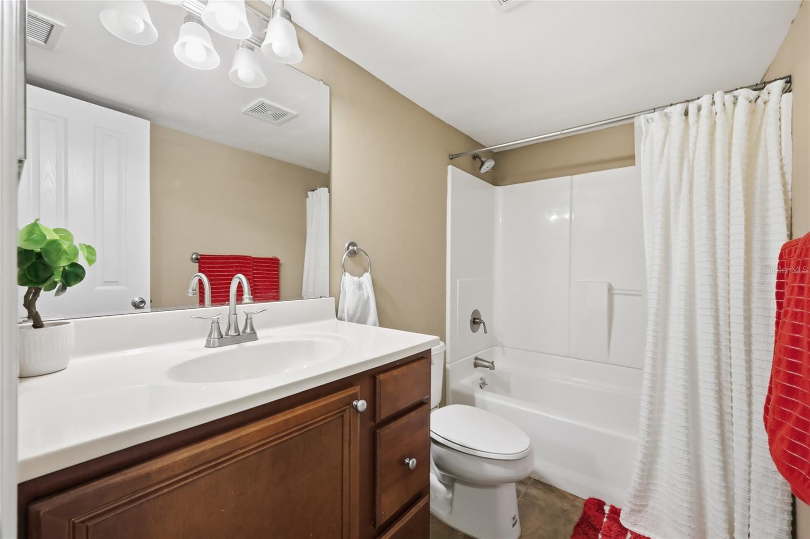 Image 15 of 20 For 4888 Conway Road 70