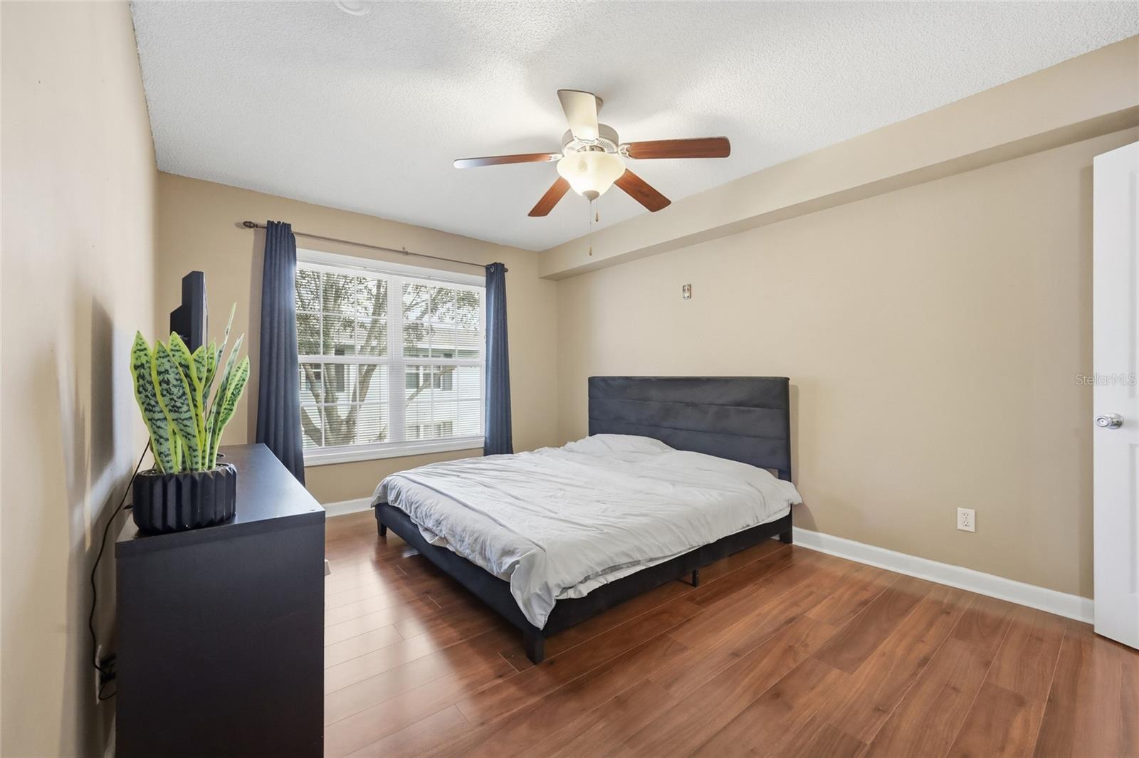 Image 16 of 20 For 4888 Conway Road 70