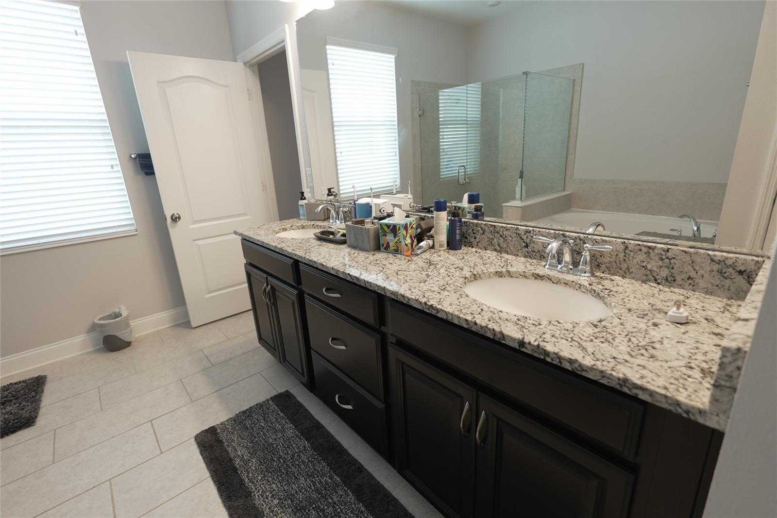 Image 24 of 75 For 3076 Somerset Park Drive