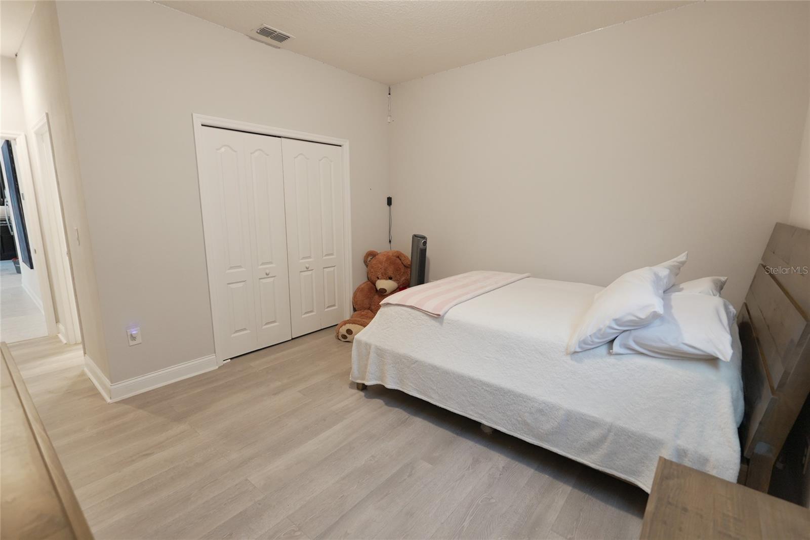 Image 33 of 75 For 3076 Somerset Park Drive