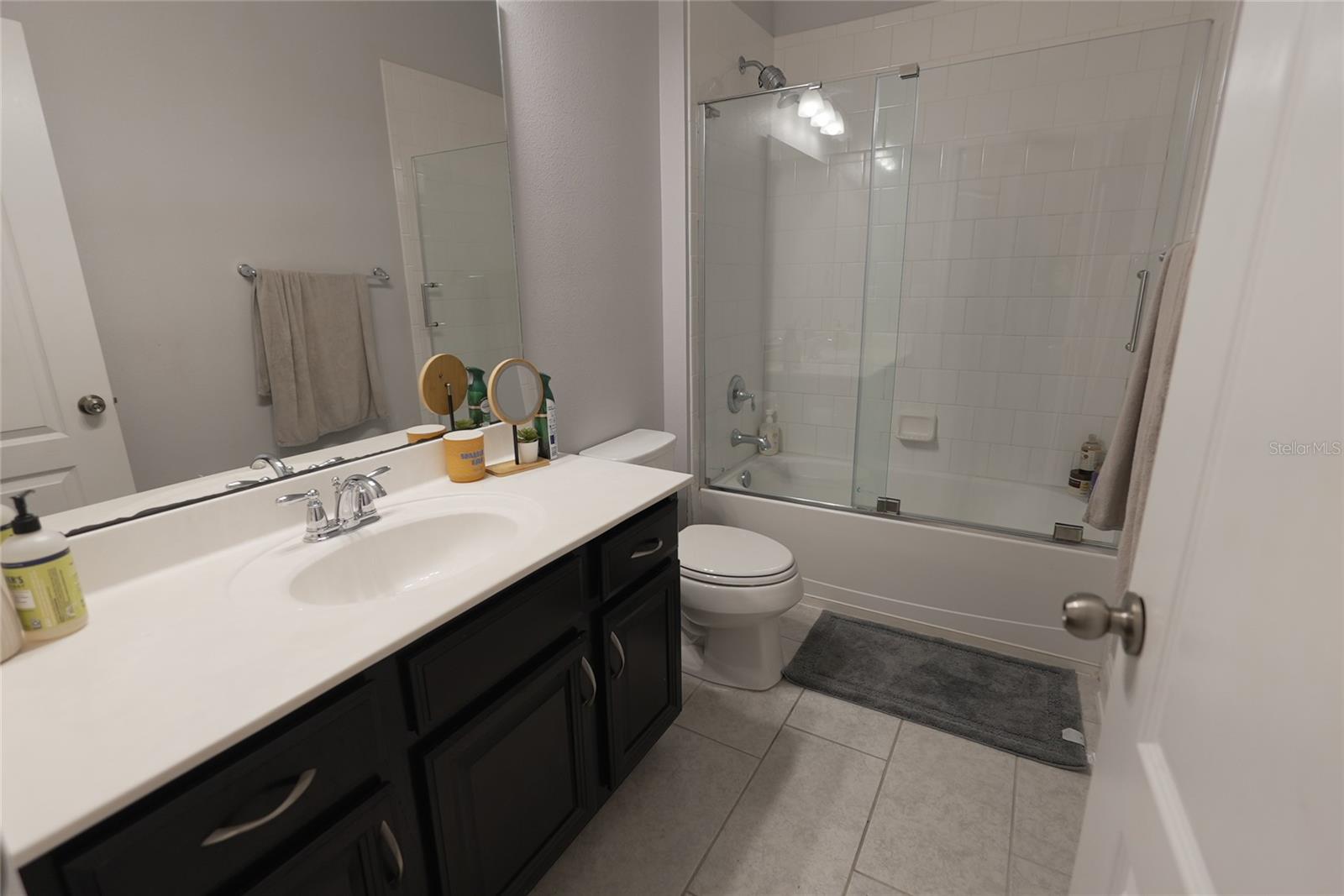 Image 35 of 75 For 3076 Somerset Park Drive