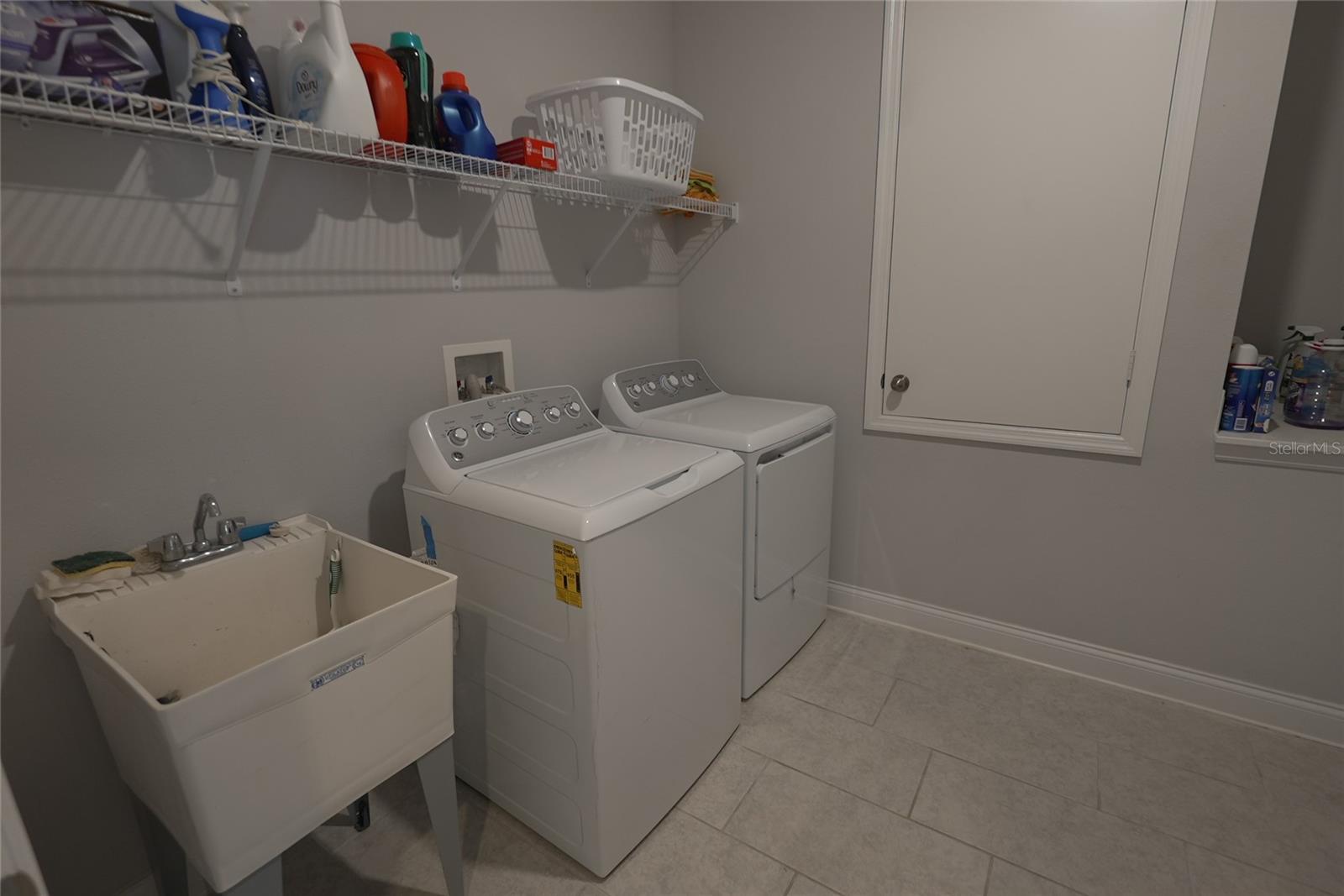 Image 36 of 75 For 3076 Somerset Park Drive