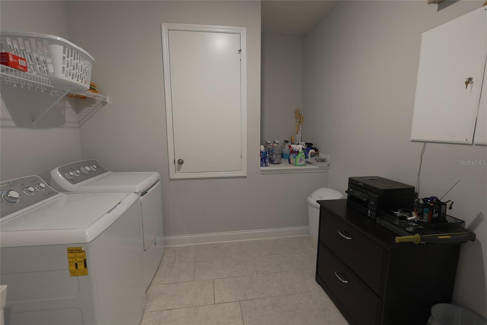 Image 37 of 75 For 3076 Somerset Park Drive