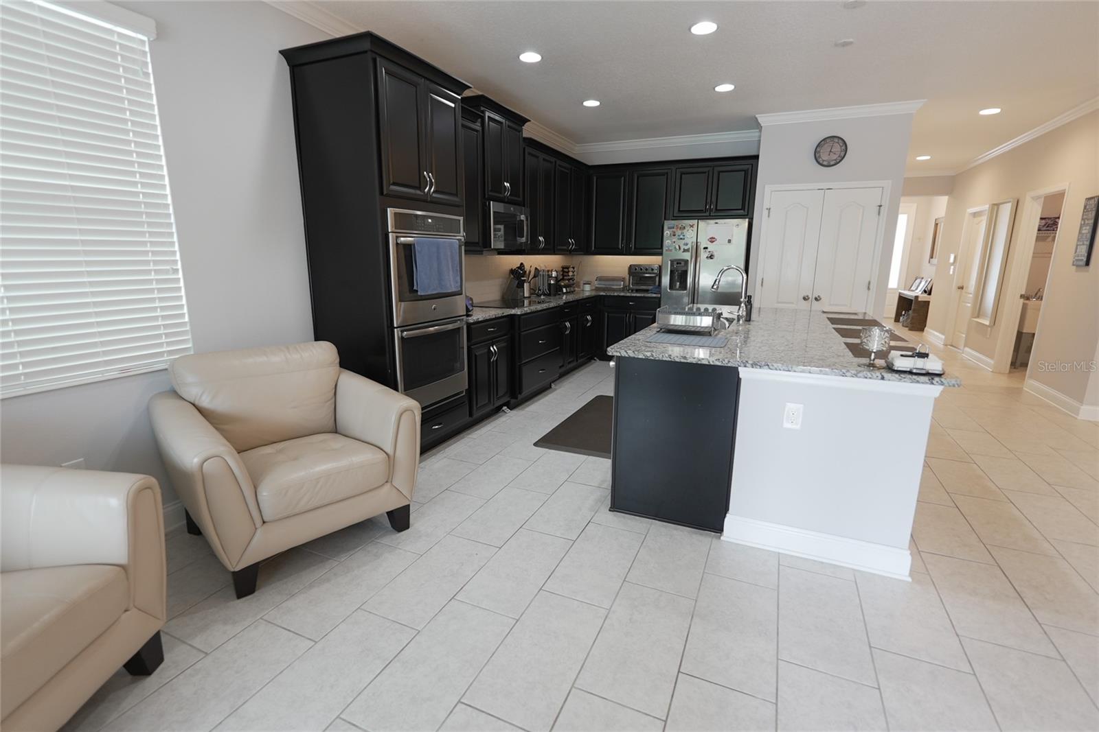 Image 9 of 75 For 3076 Somerset Park Drive