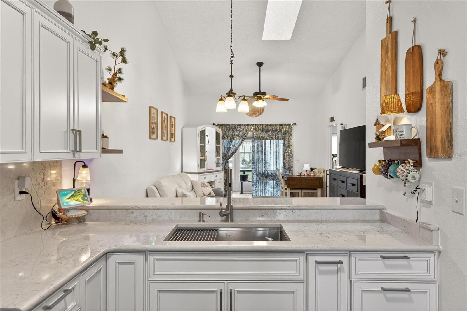 Image 17 of 71 For 6506 Thicket Trail