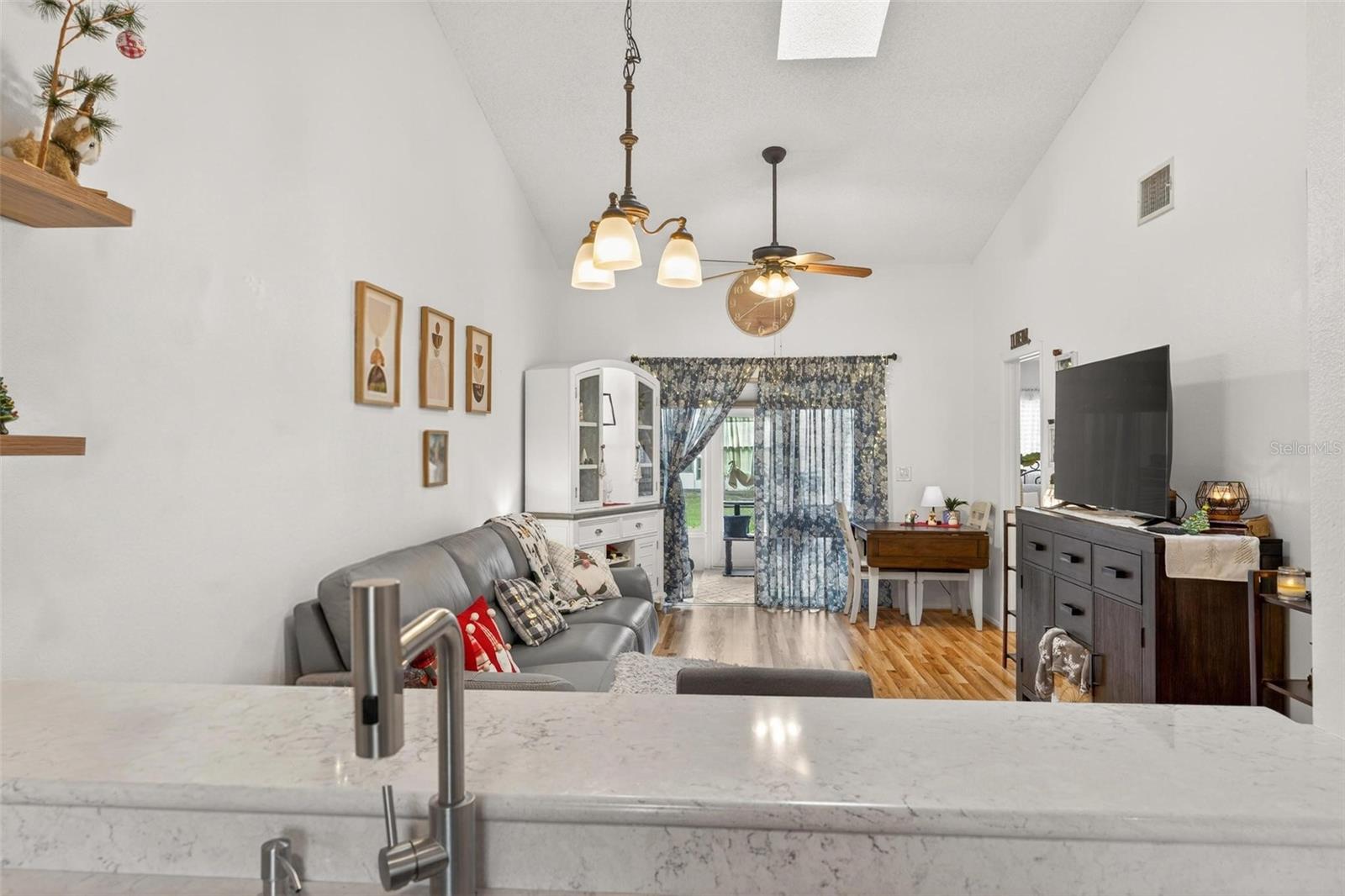 Image 19 of 71 For 6506 Thicket Trail