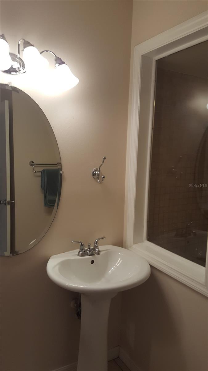 Image 13 of 23 For 200 Maitland Avenue 78