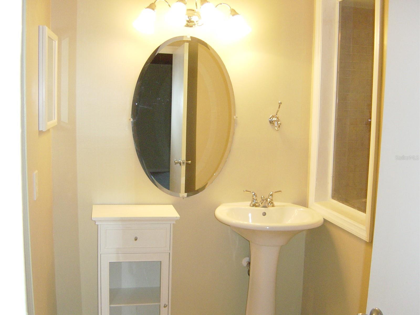 Image 21 of 23 For 200 Maitland Avenue 78