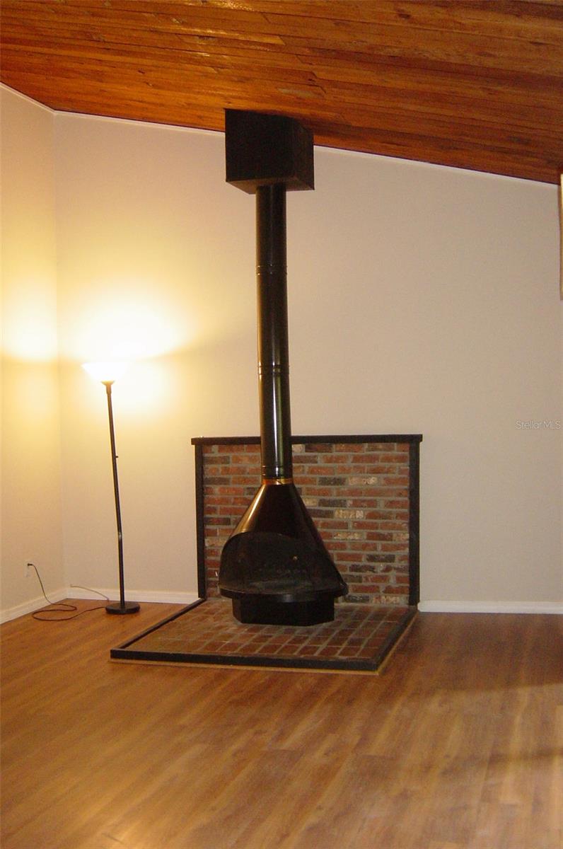 Image 4 of 23 For 200 Maitland Avenue 78