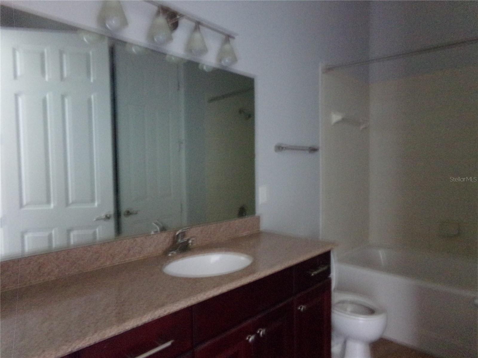 Image 26 of 40 For 1401 Blumberg Blvd  412