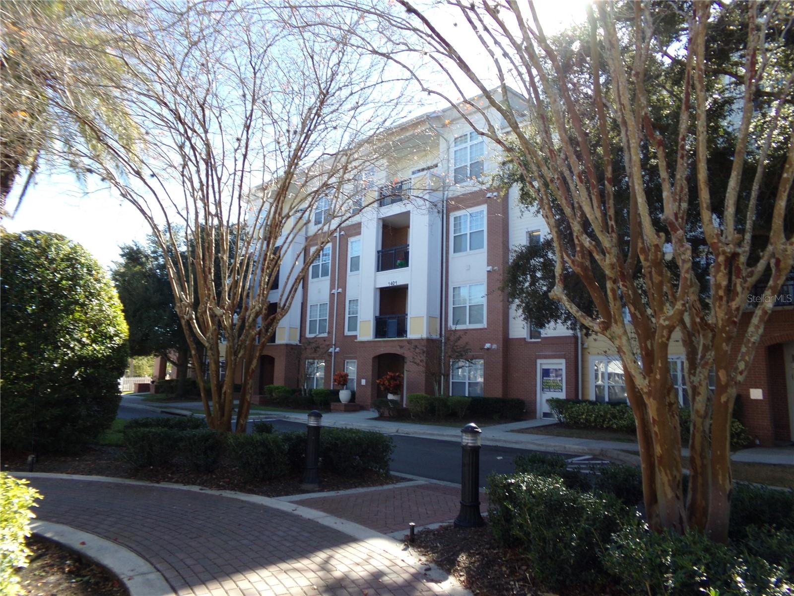 Image 6 of 40 For 1401 Blumberg Blvd  412