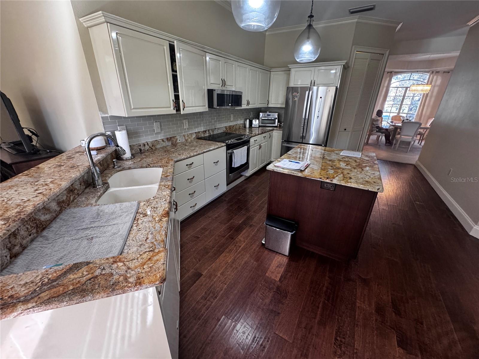 Image 10 of 58 For 2413 Eagle Trace Dr