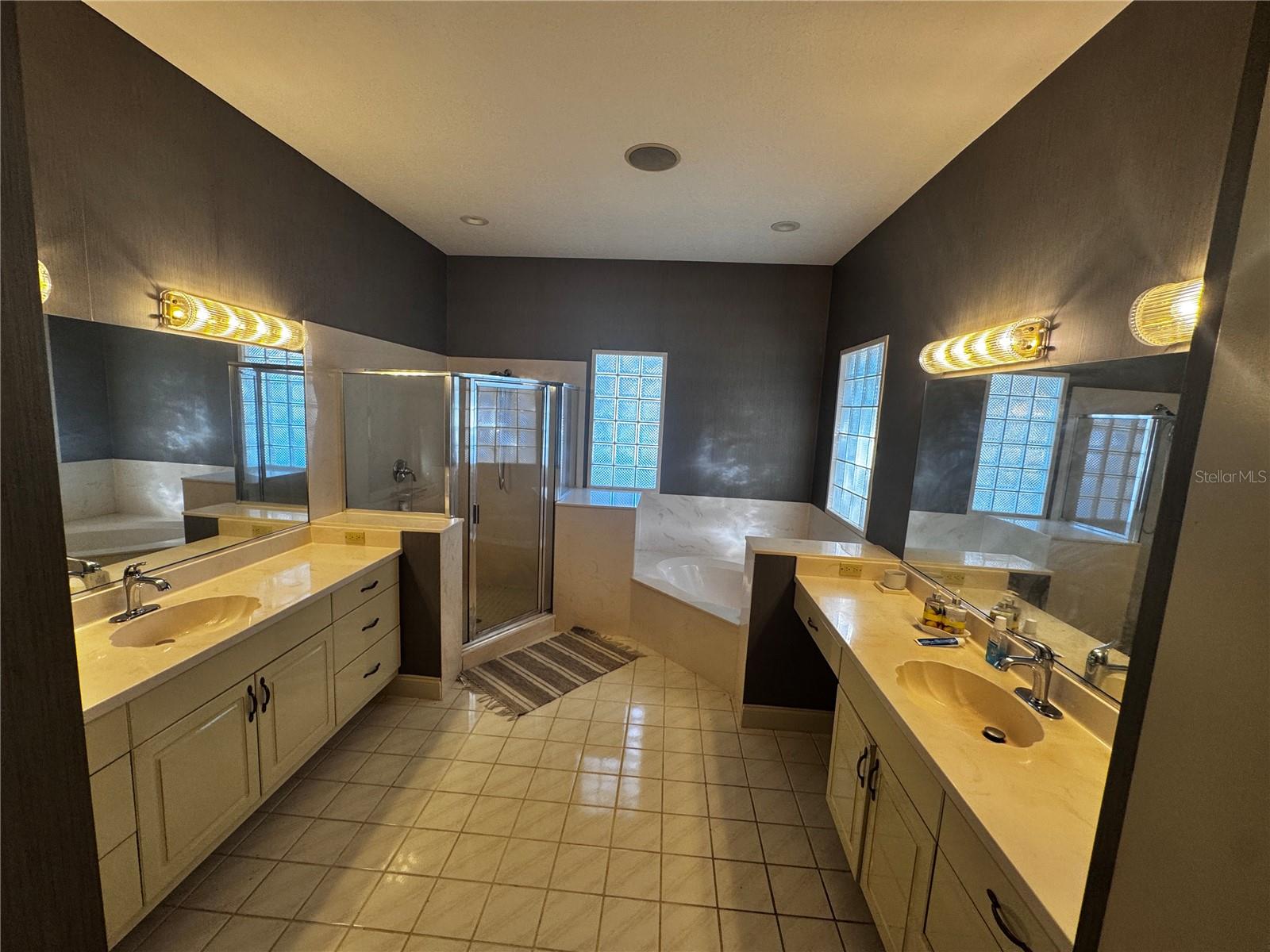 Image 33 of 58 For 2413 Eagle Trace Dr