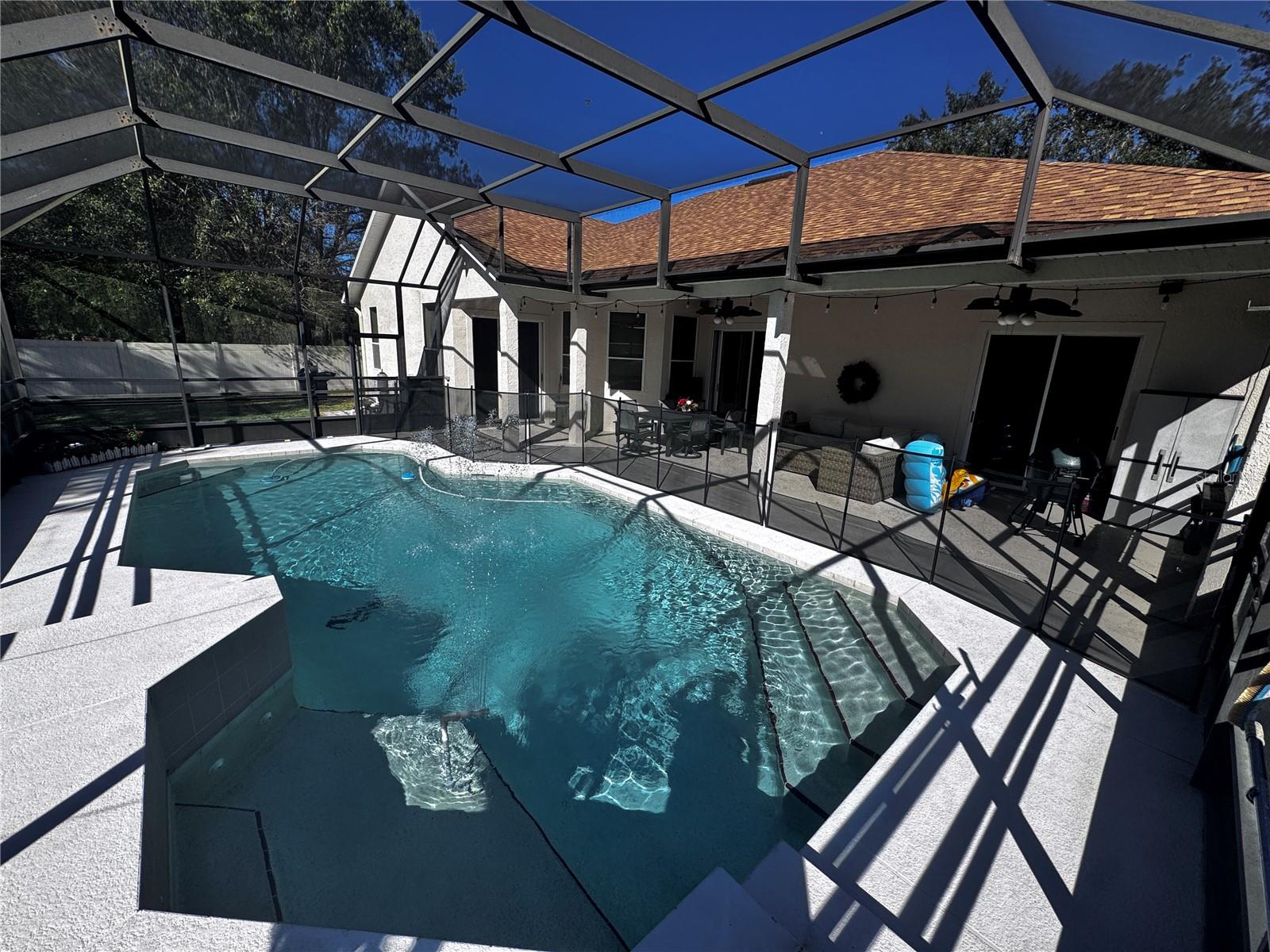 Image 4 of 58 For 2413 Eagle Trace Dr