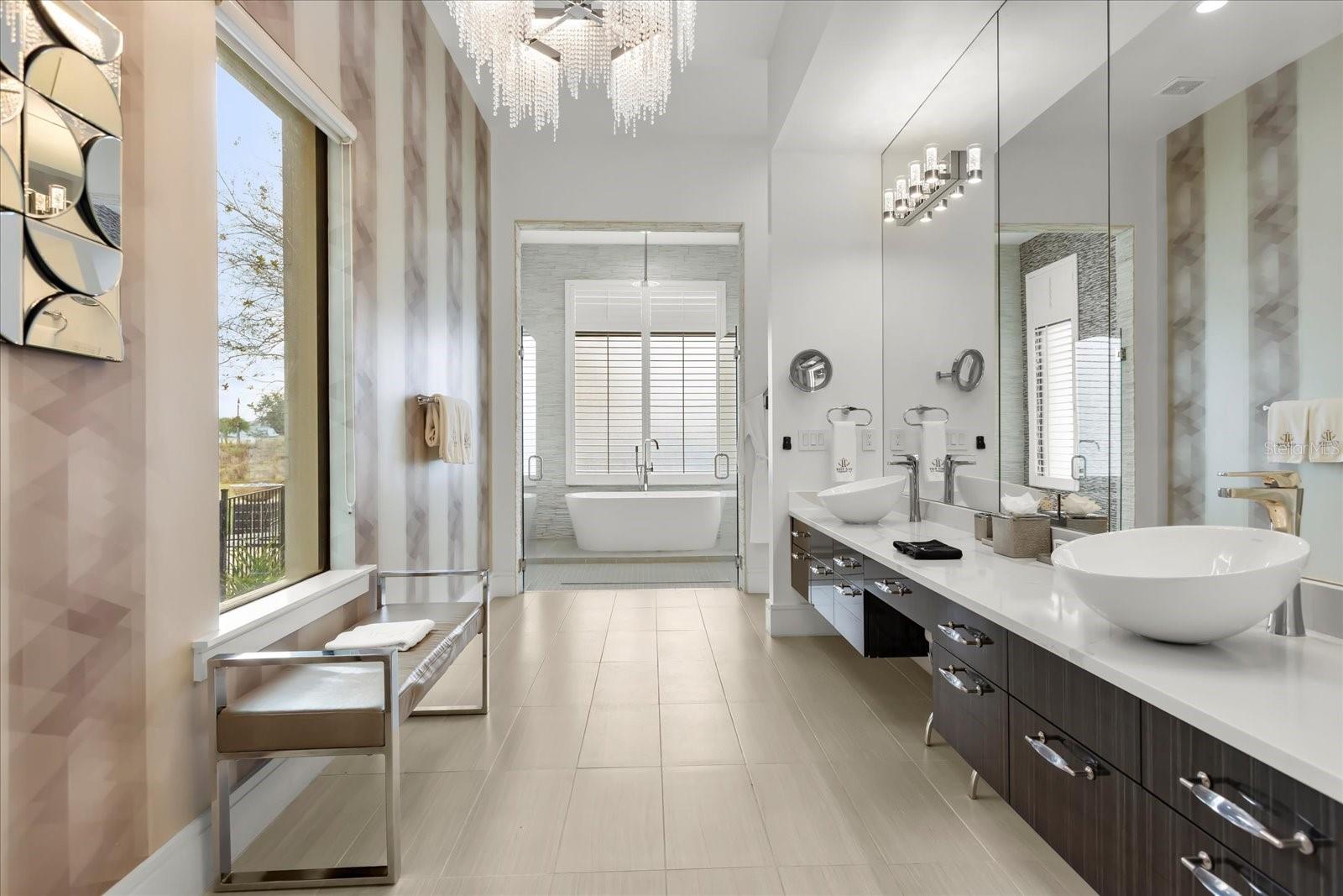 Image 41 of 93 For 350 Muirfield Loop