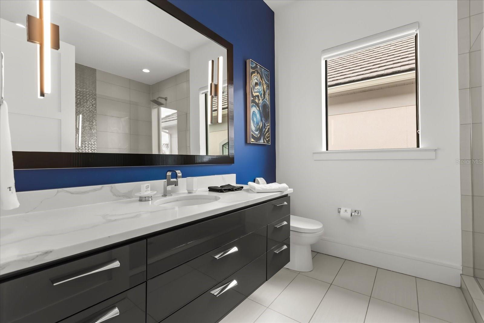 Image 53 of 93 For 350 Muirfield Loop