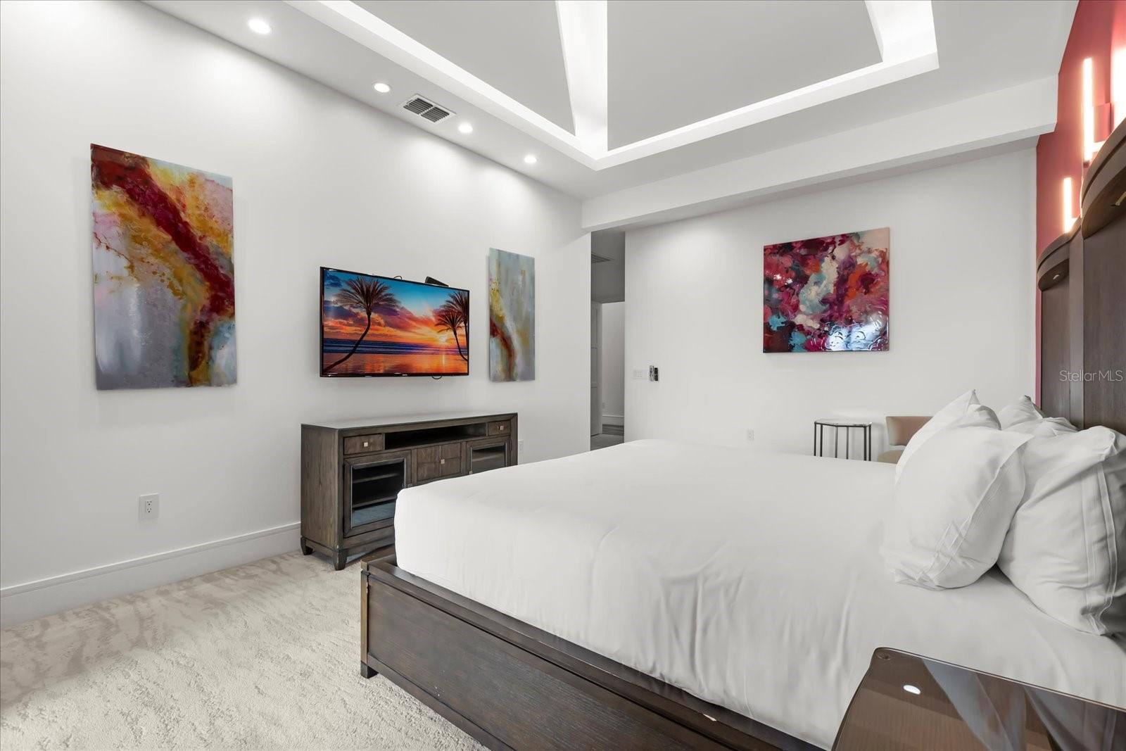 Image 57 of 93 For 350 Muirfield Loop