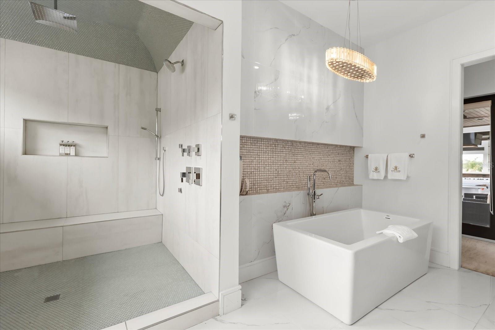 Image 64 of 93 For 350 Muirfield Loop