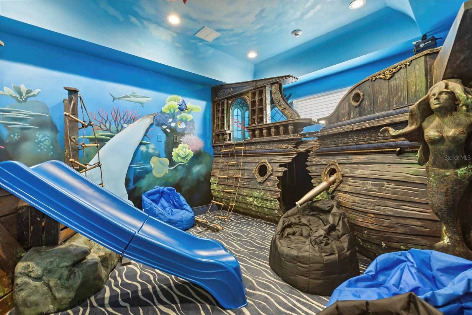 Image 68 of 93 For 350 Muirfield Loop