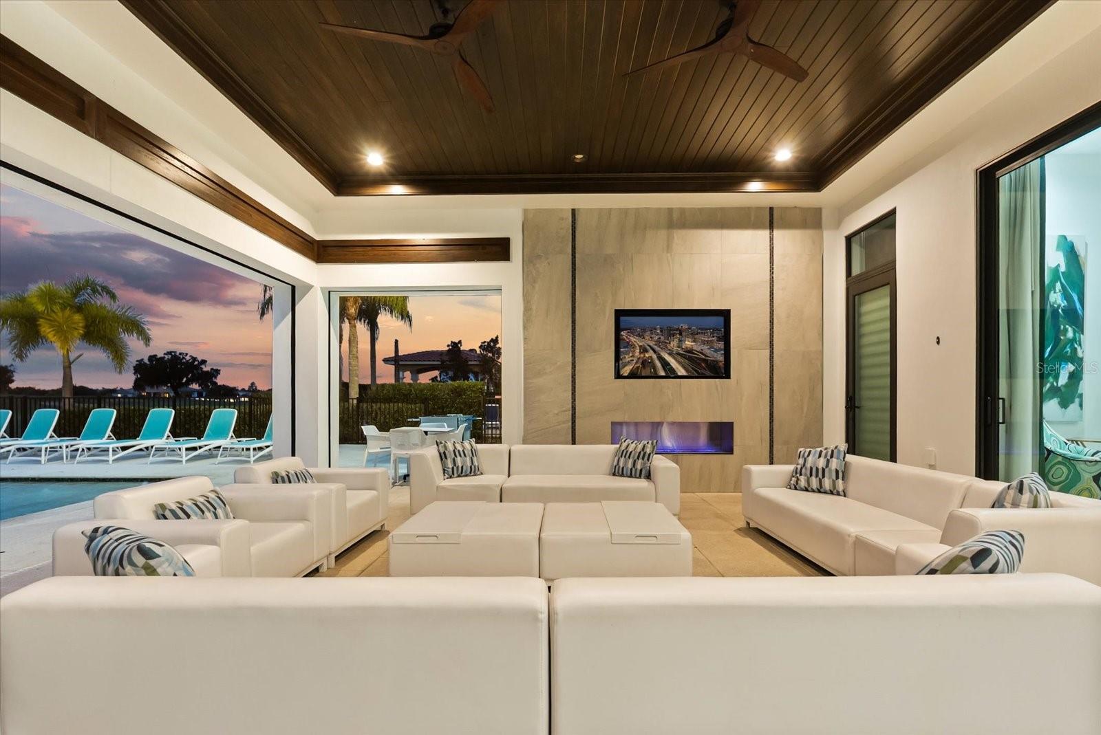 Image 9 of 93 For 350 Muirfield Loop