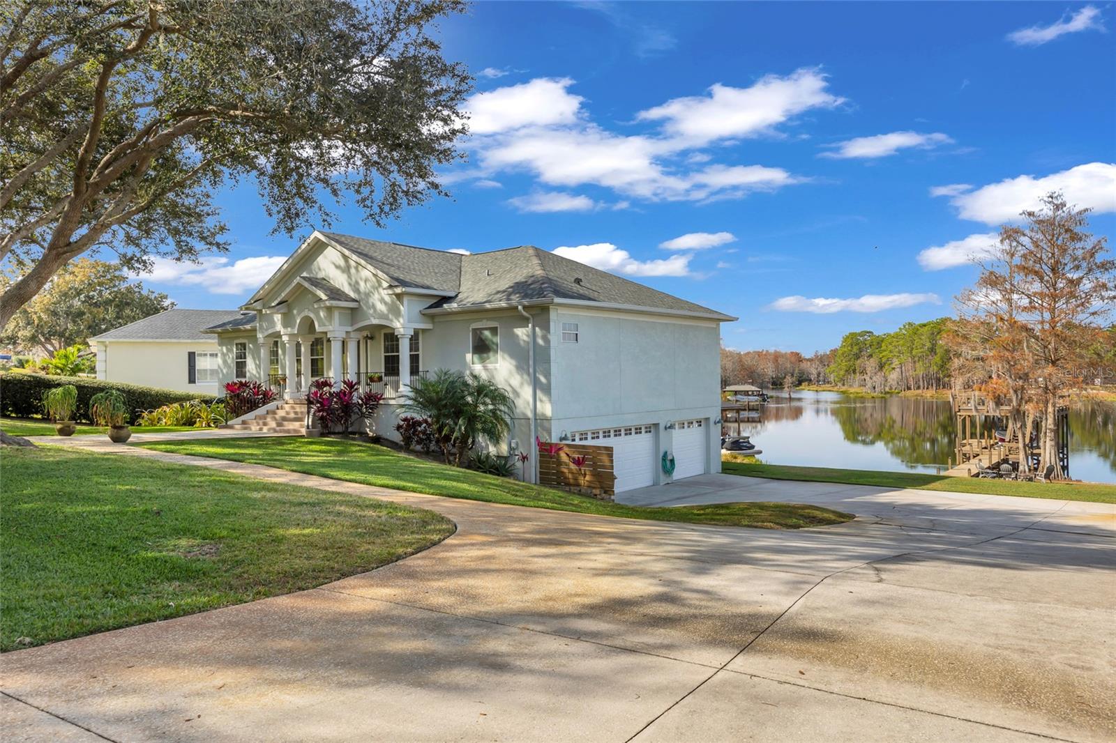 Image 11 of 82 For 11243 Preston Cove Road