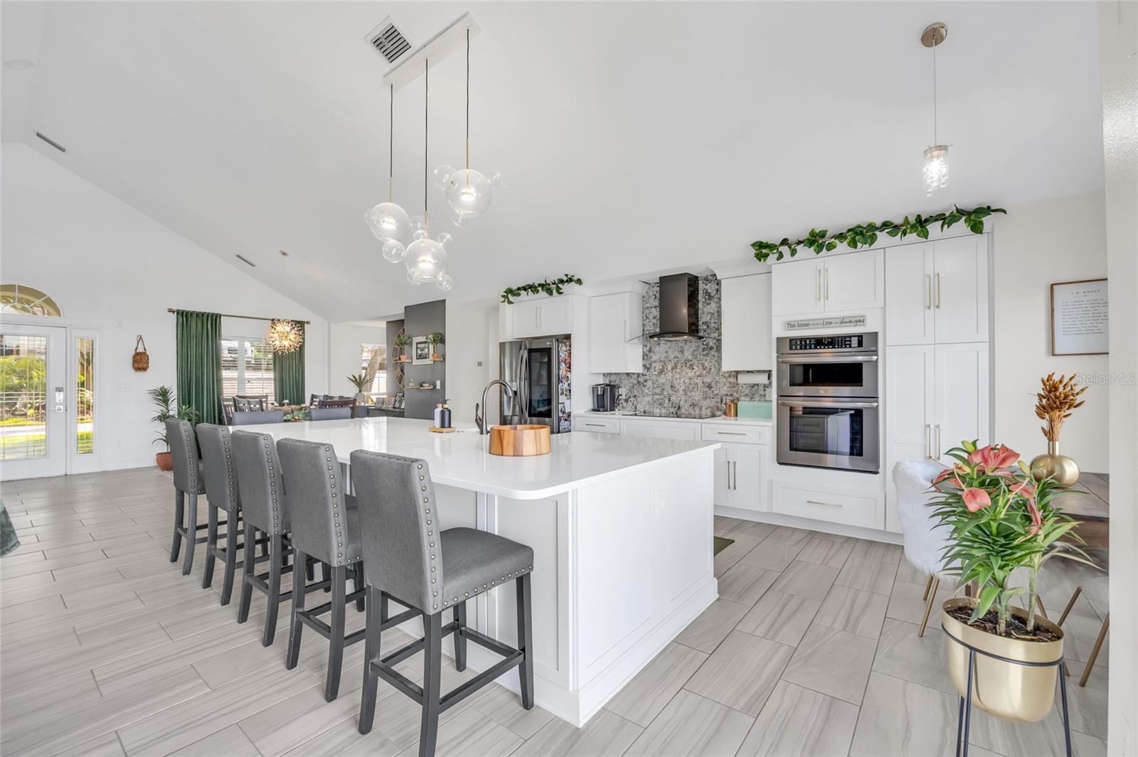 Image 33 of 82 For 11243 Preston Cove Road