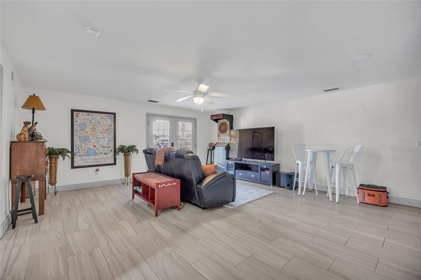 Image 51 of 82 For 11243 Preston Cove Road