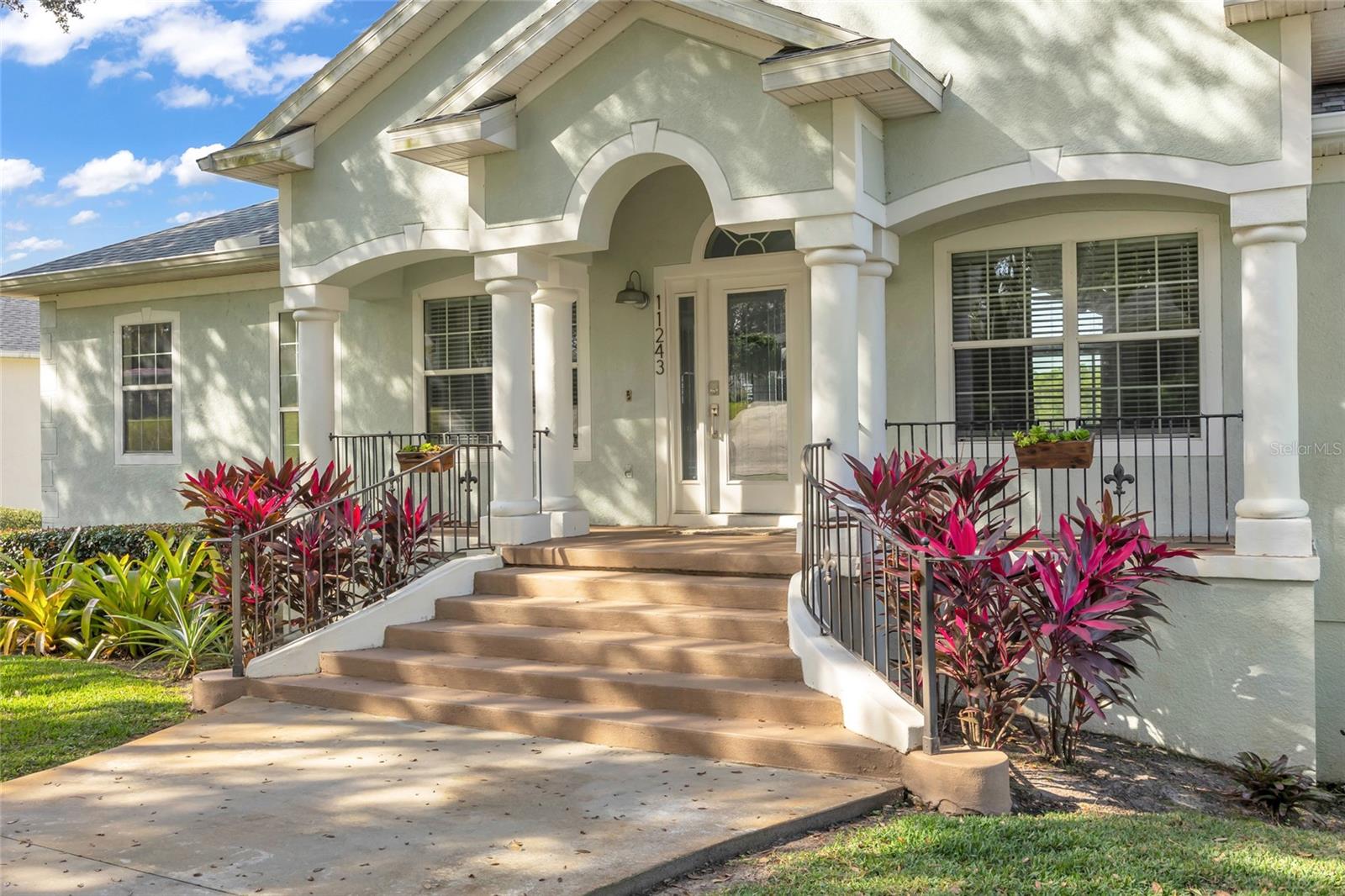 Image 59 of 82 For 11243 Preston Cove Road