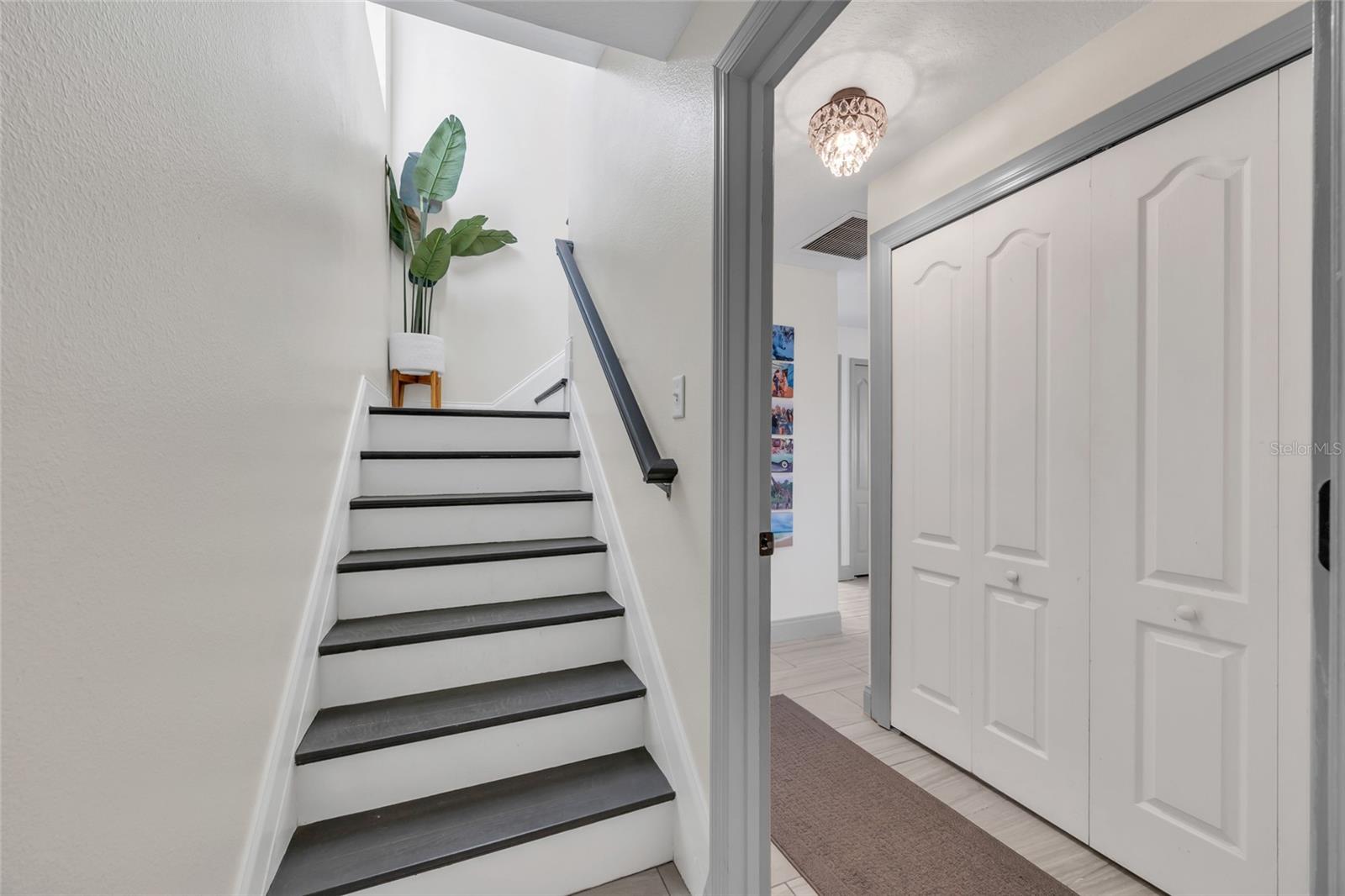 Image 76 of 82 For 11243 Preston Cove Road