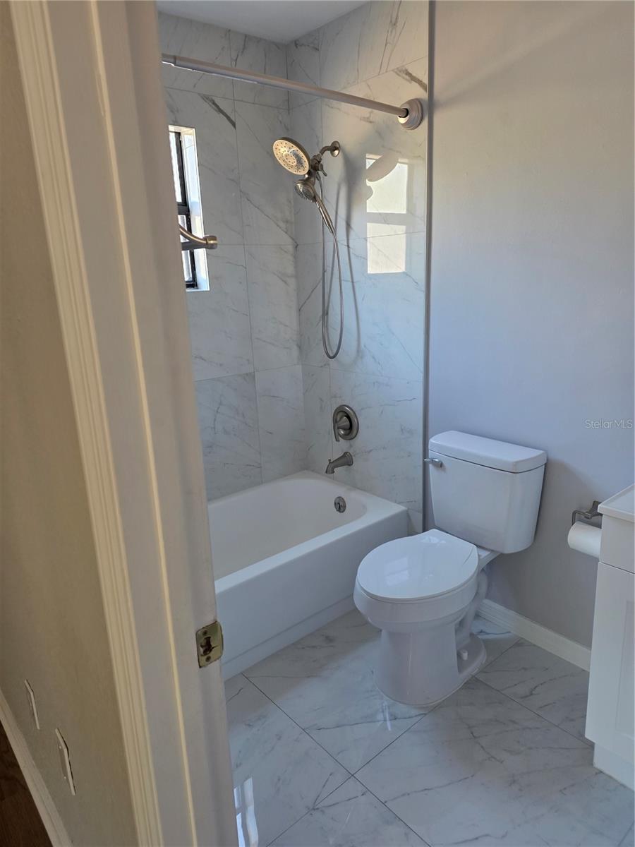 Image 11 of 16 For 7765 Fernbrook Way