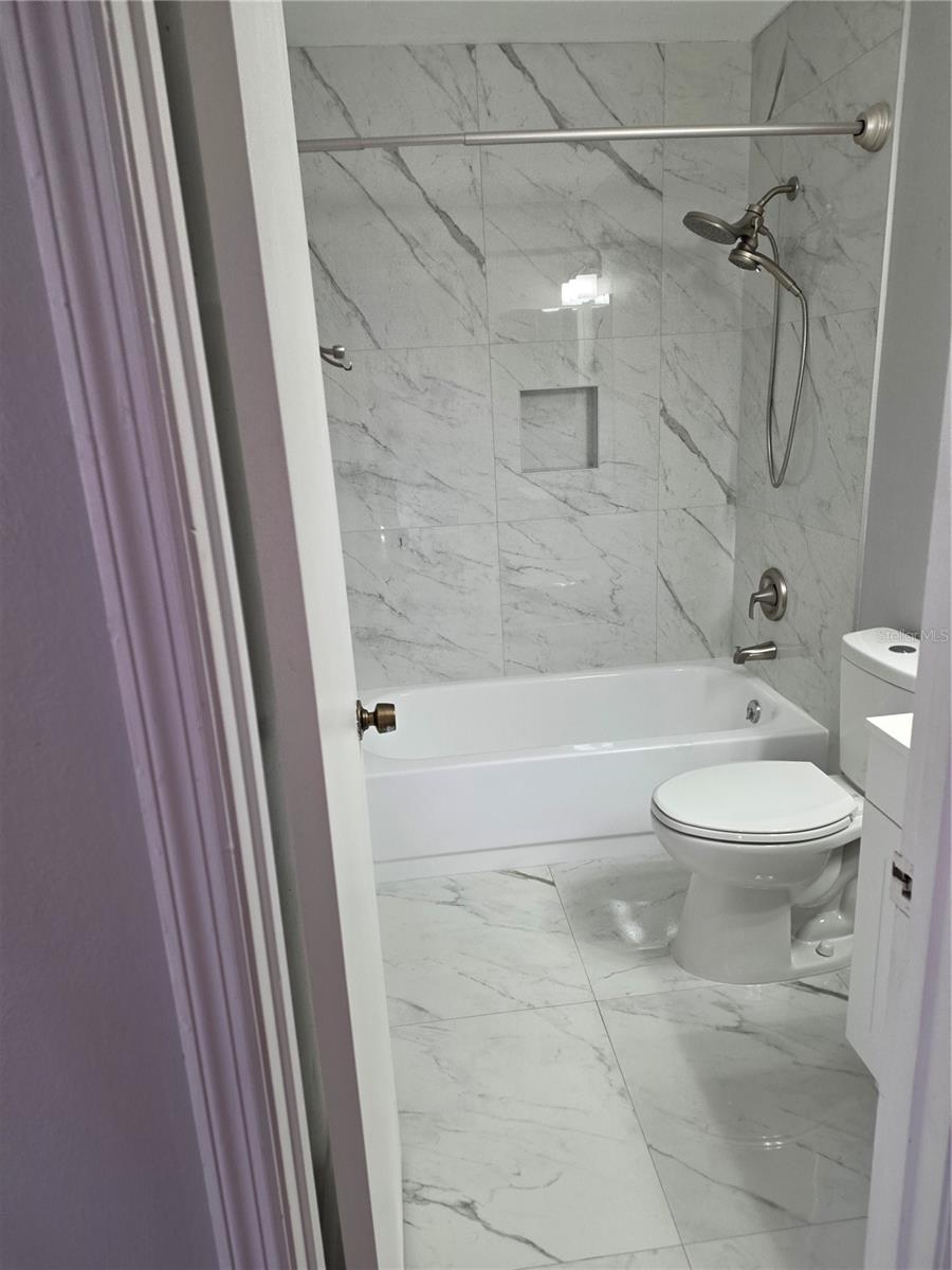 Image 13 of 16 For 7765 Fernbrook Way