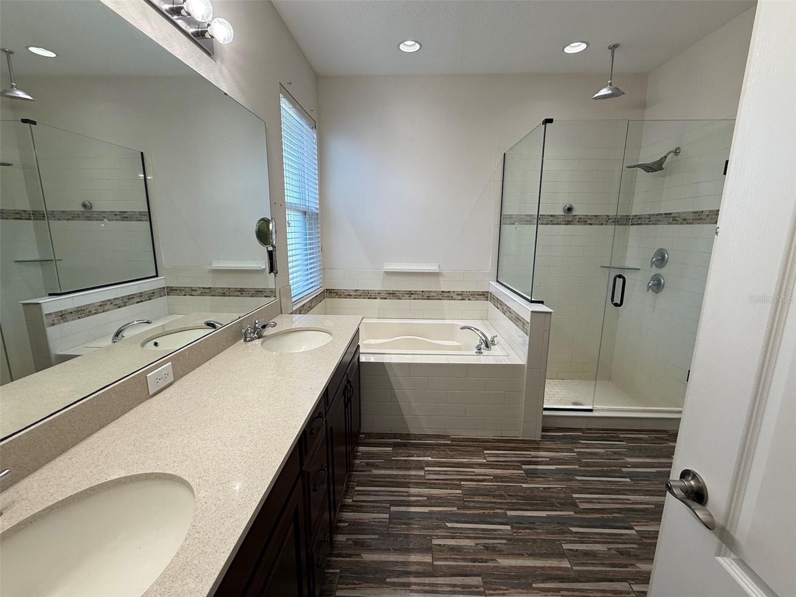 Image 21 of 34 For 3326 Sagebrush Street