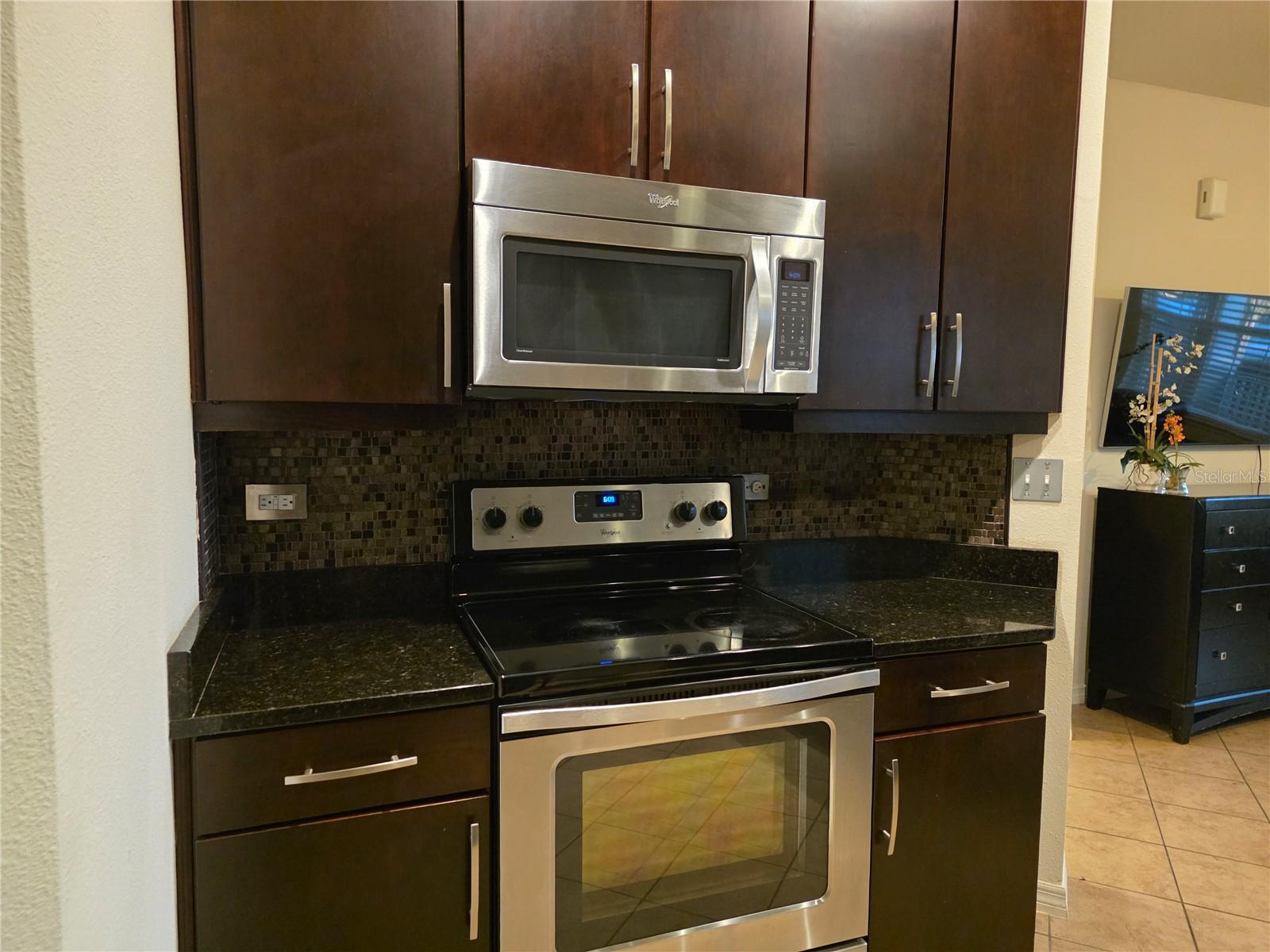 Image 15 of 61 For 11842 Silverlake Park Drive