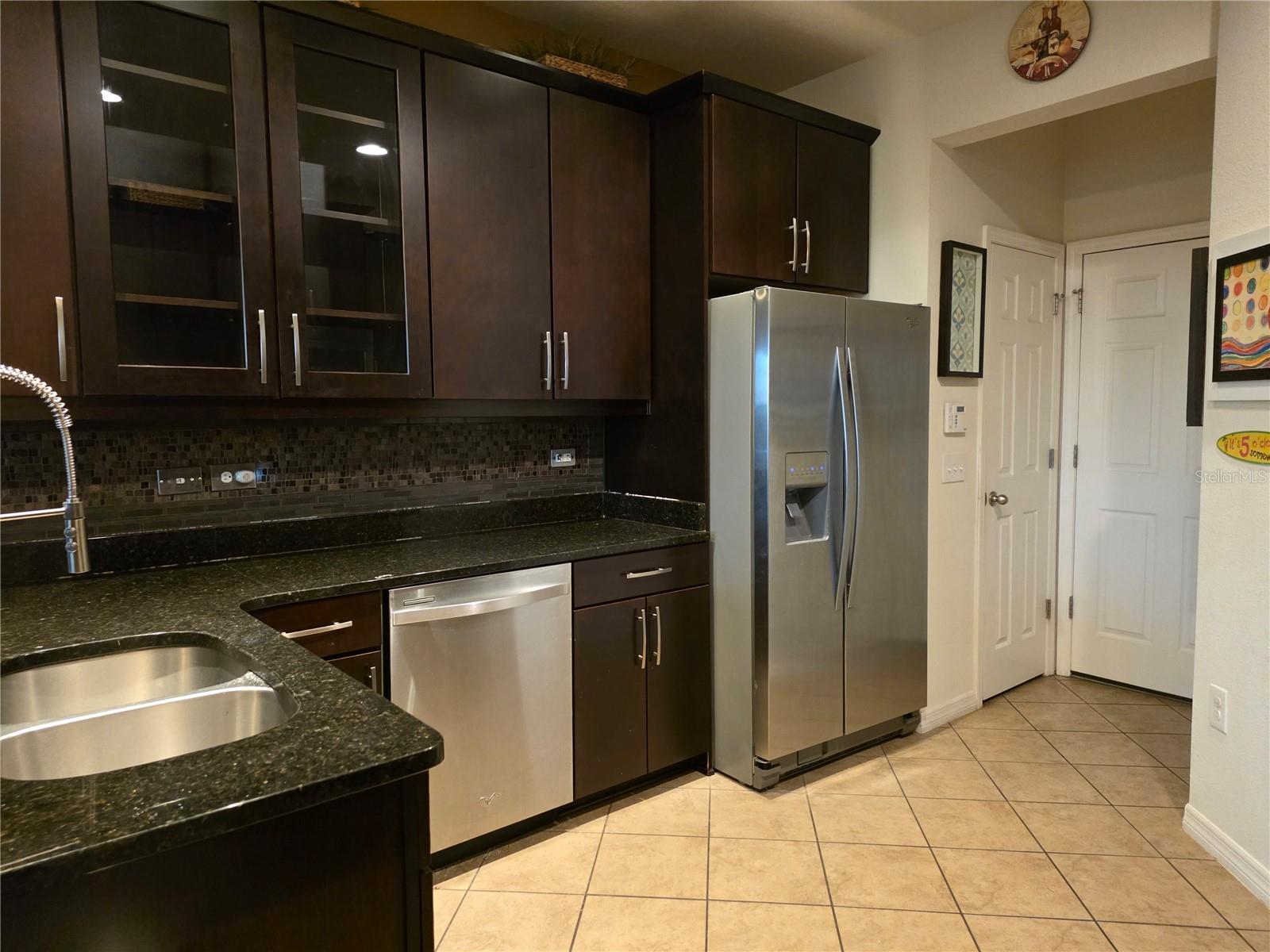 Image 18 of 61 For 11842 Silverlake Park Drive