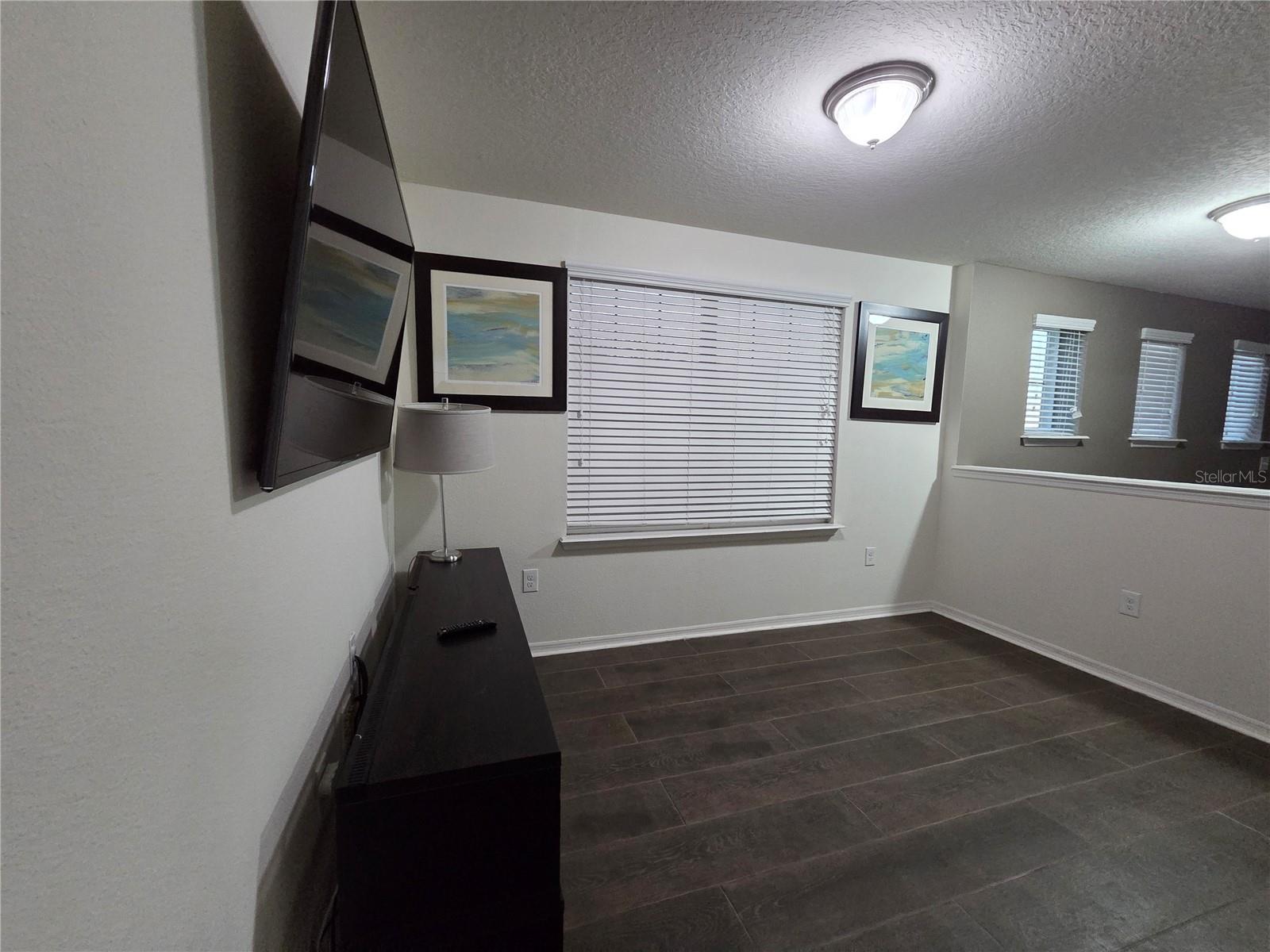 Image 43 of 61 For 11842 Silverlake Park Drive