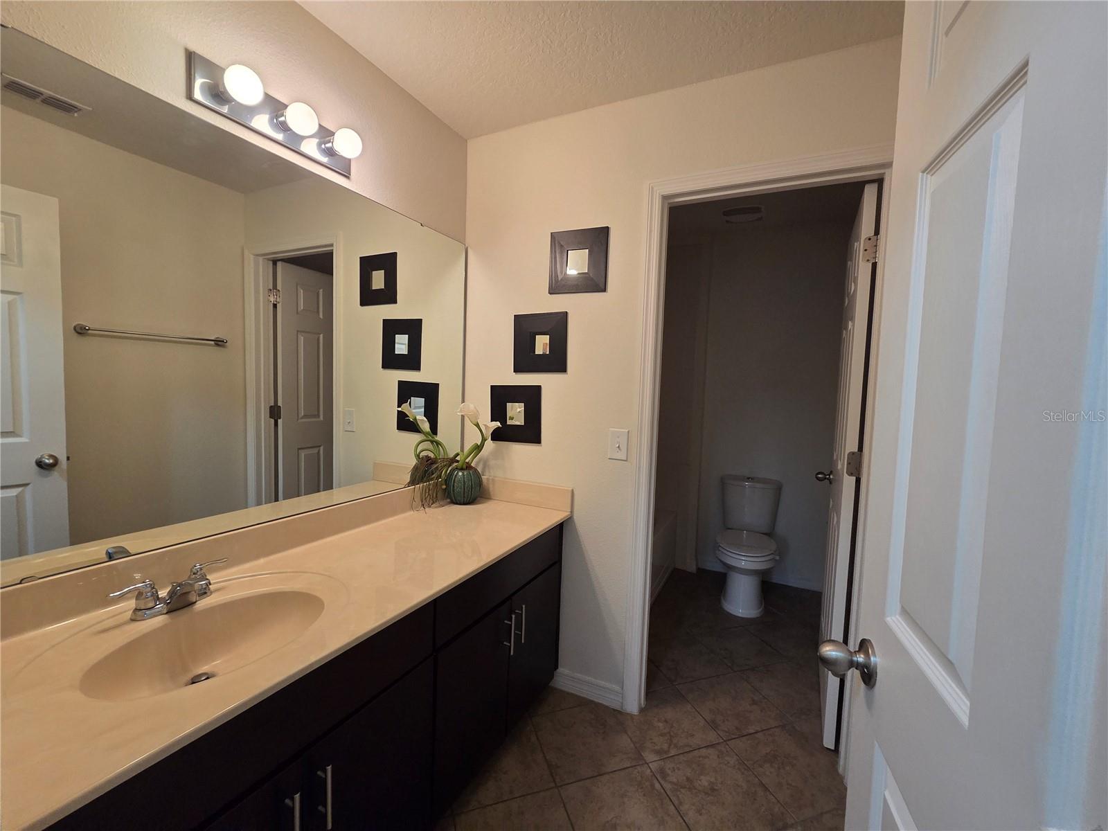 Image 53 of 61 For 11842 Silverlake Park Drive