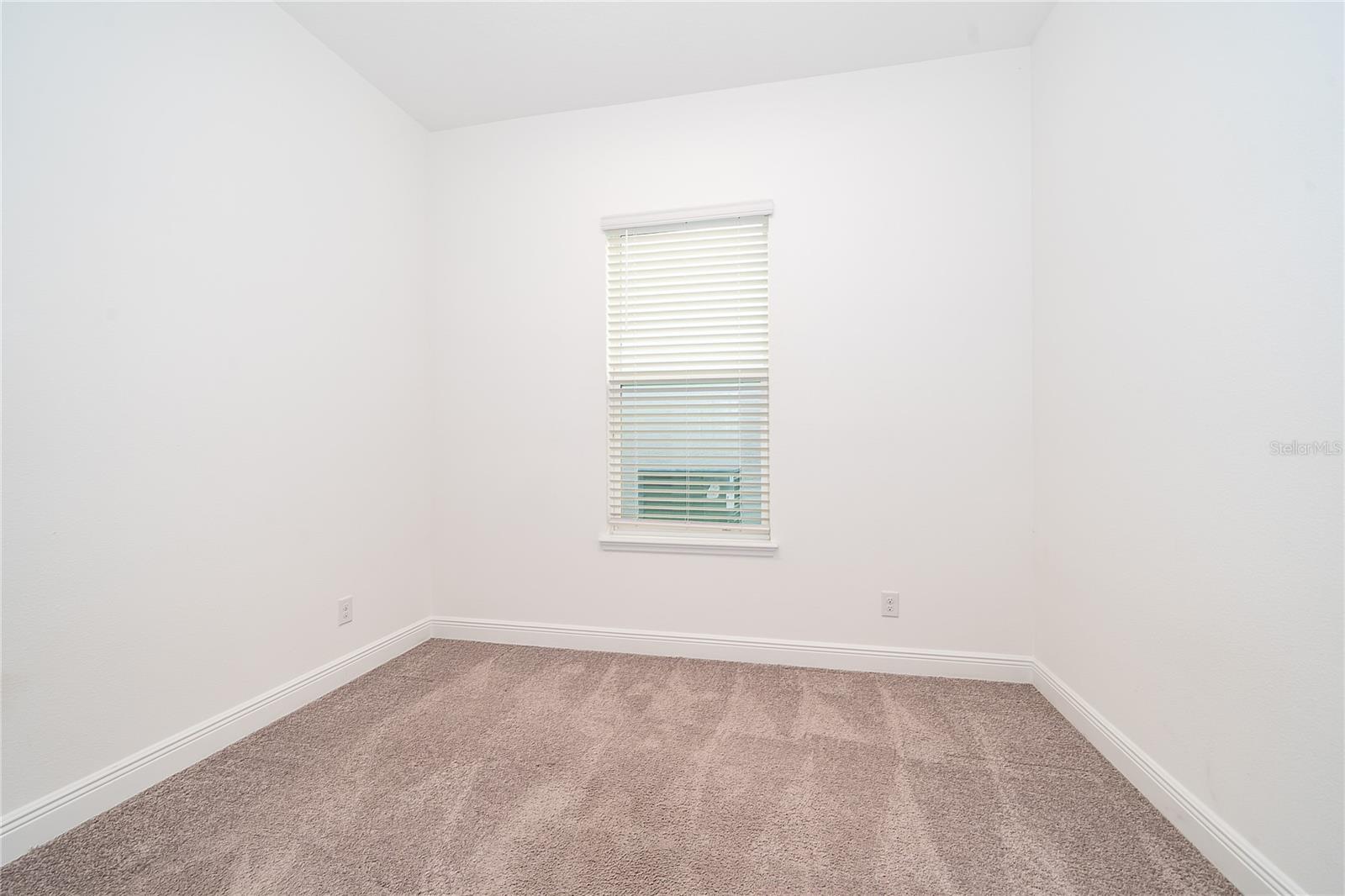 Image 19 of 43 For 7916 Hanson Bay Place