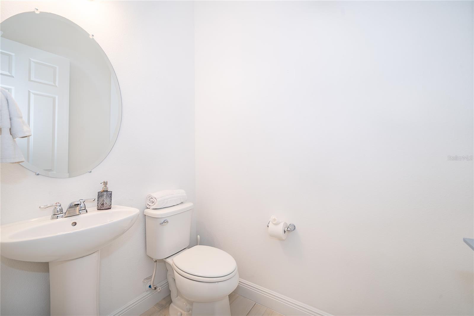 Image 29 of 43 For 7916 Hanson Bay Place