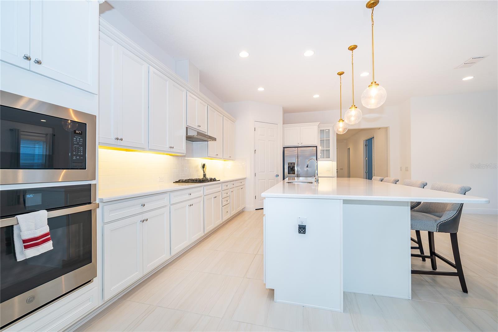 Image 4 of 43 For 7916 Hanson Bay Place